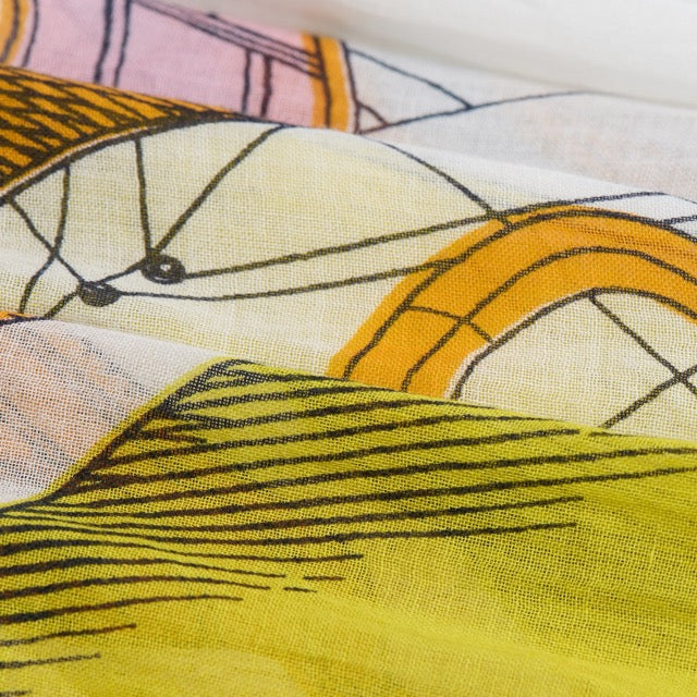 Des Rives et des Reves Scarf in Multicolour - Inoui Editions