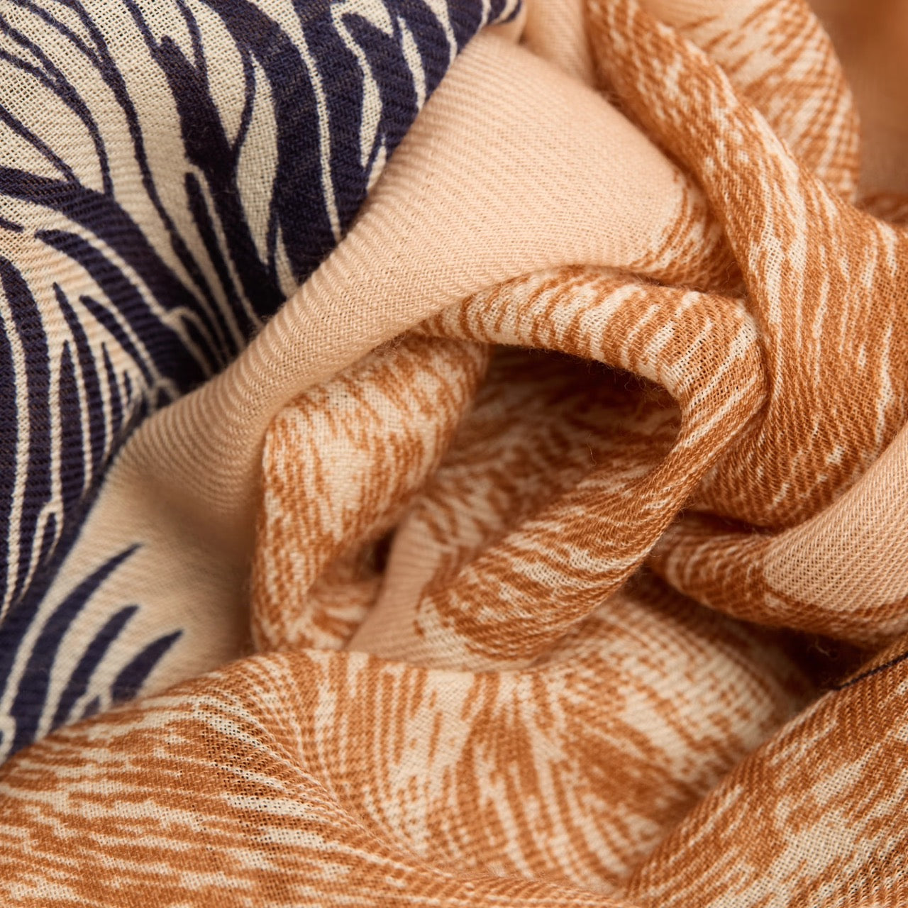 Toutou Wool Scarf in Nude - Inoui Editions