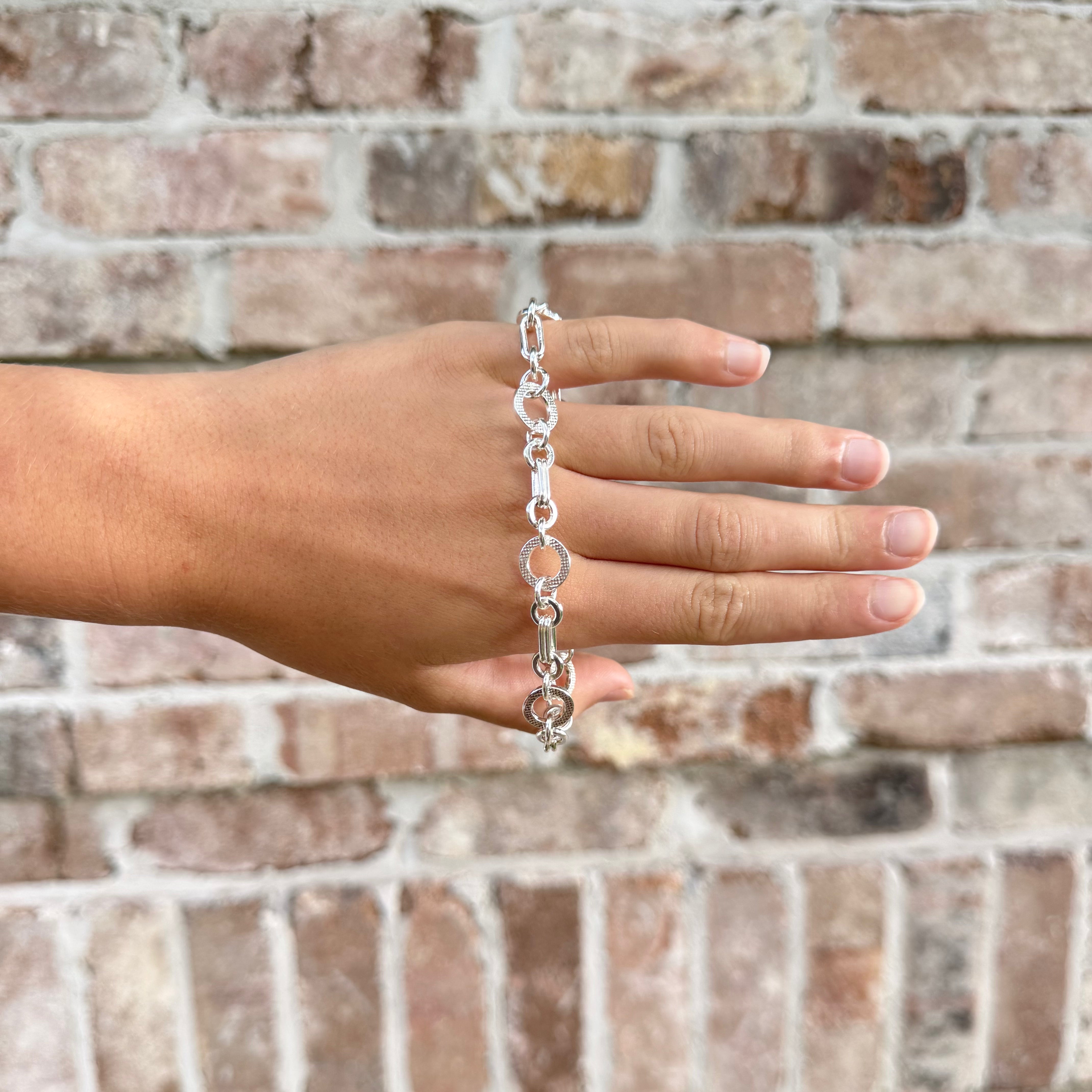 Savoir Bracelet - Tamara Dixon