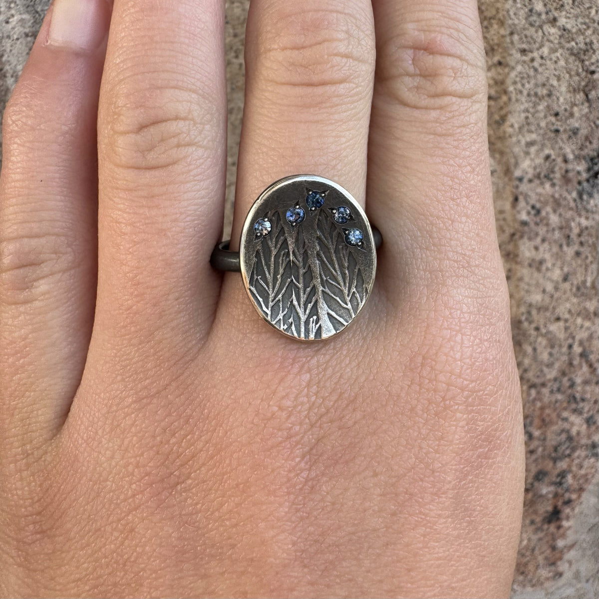 Tri Leaf Ring - Robin Wells