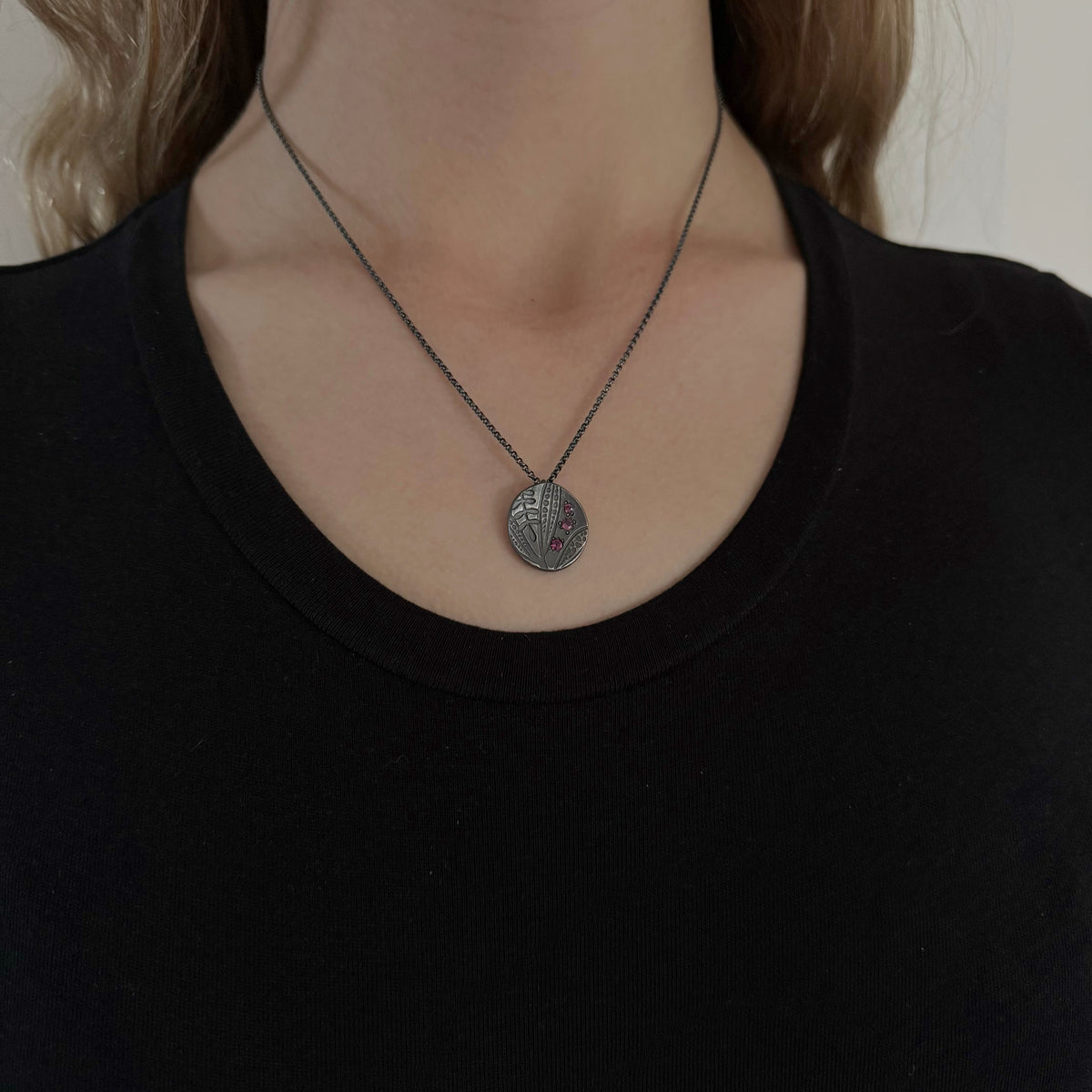 Foliage Imprint Necklace - Robin Wells
