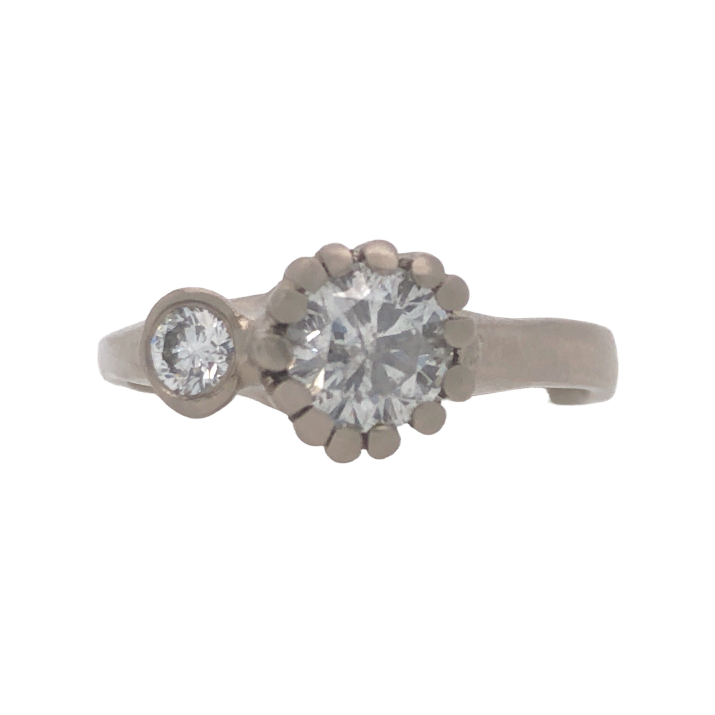 White Gold and Diamond Ring - Aph Ellen