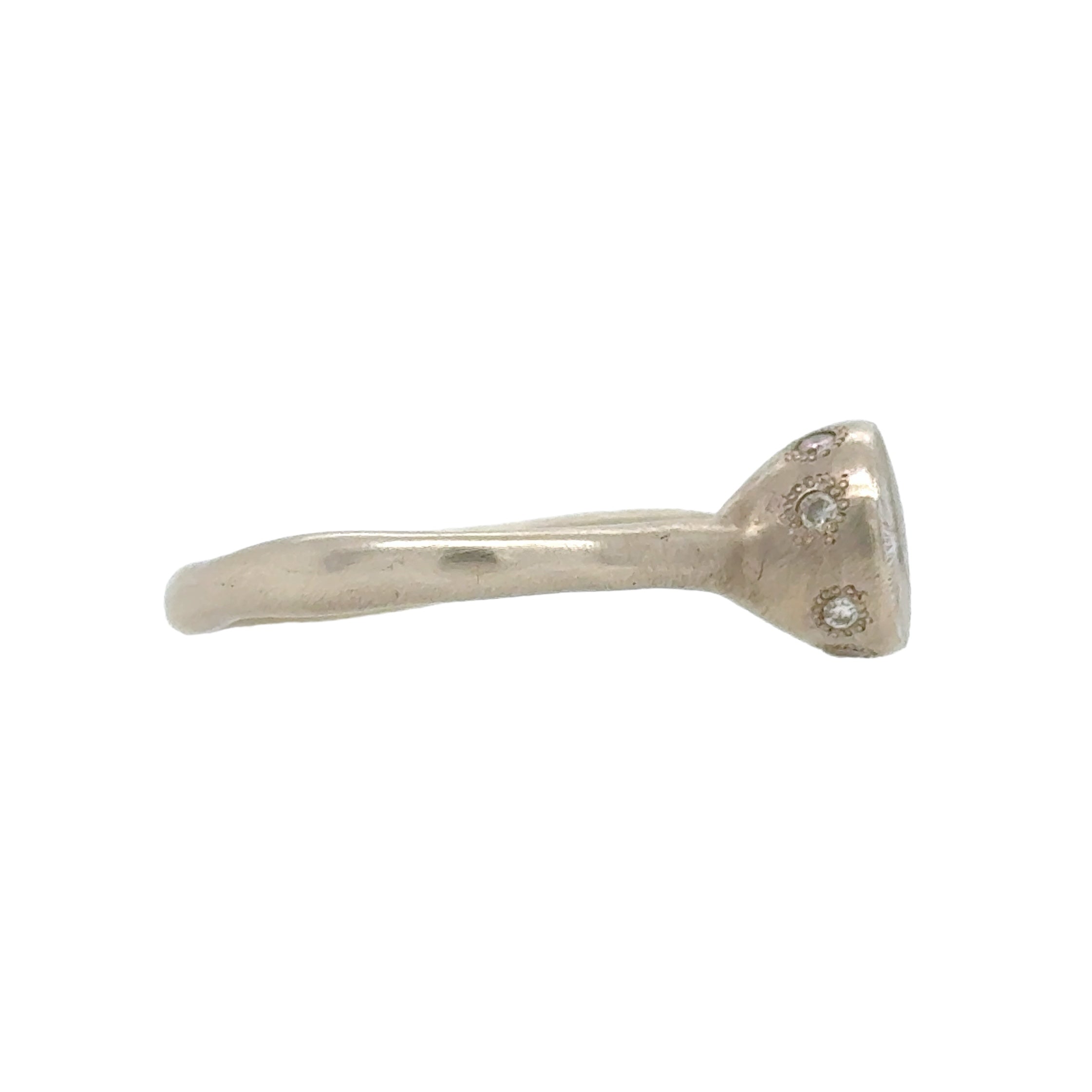 Chiseled Top White Gold Ring - Kaoru Rogers