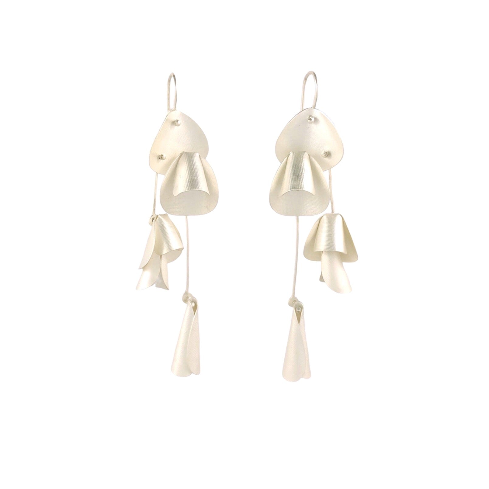 Long Pea Flower Hooks - Yuko Fujita