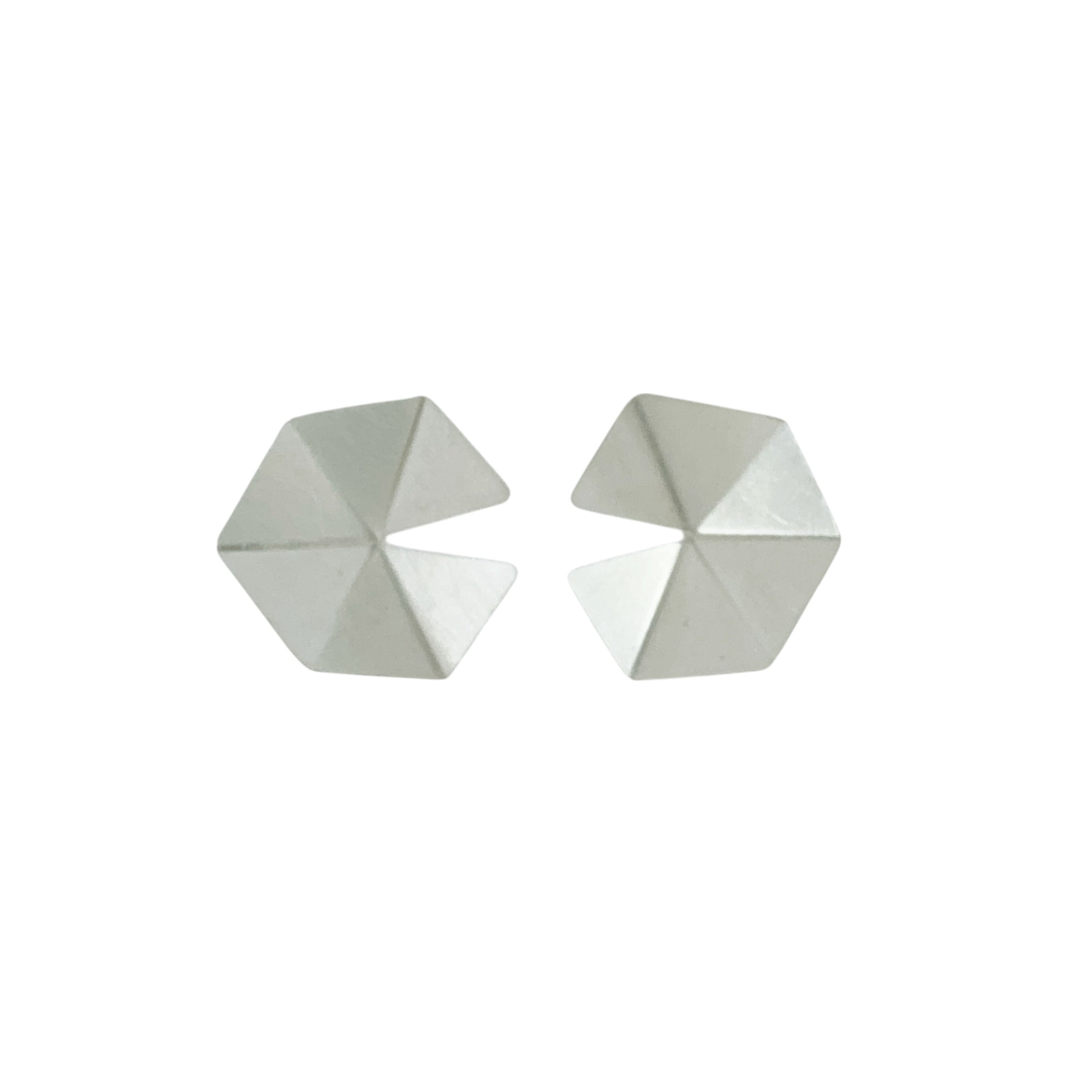 Hexagon Silver Studs - Ananda Ungphakorn