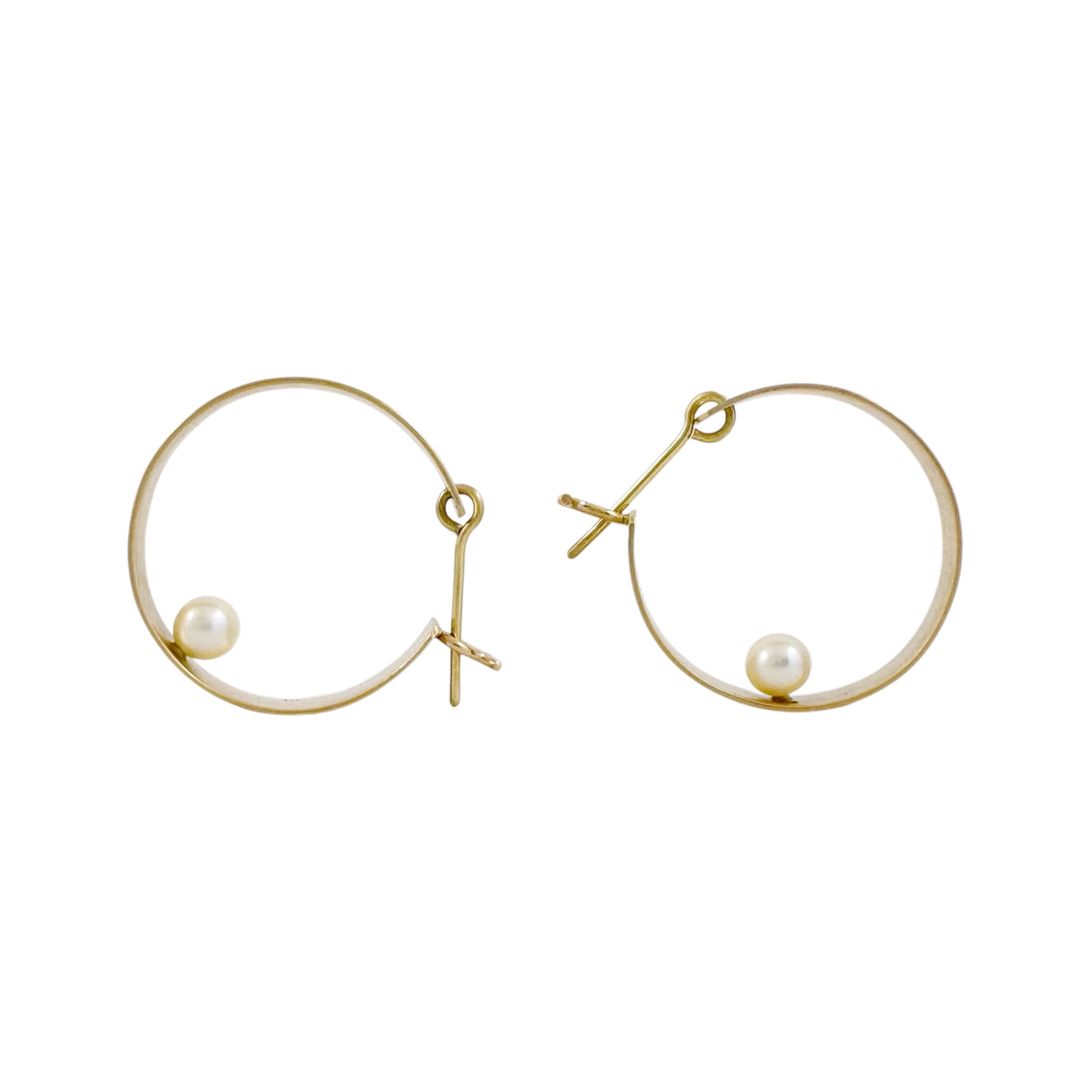 Square Hoop Gold Medium - Kaoru Rogers