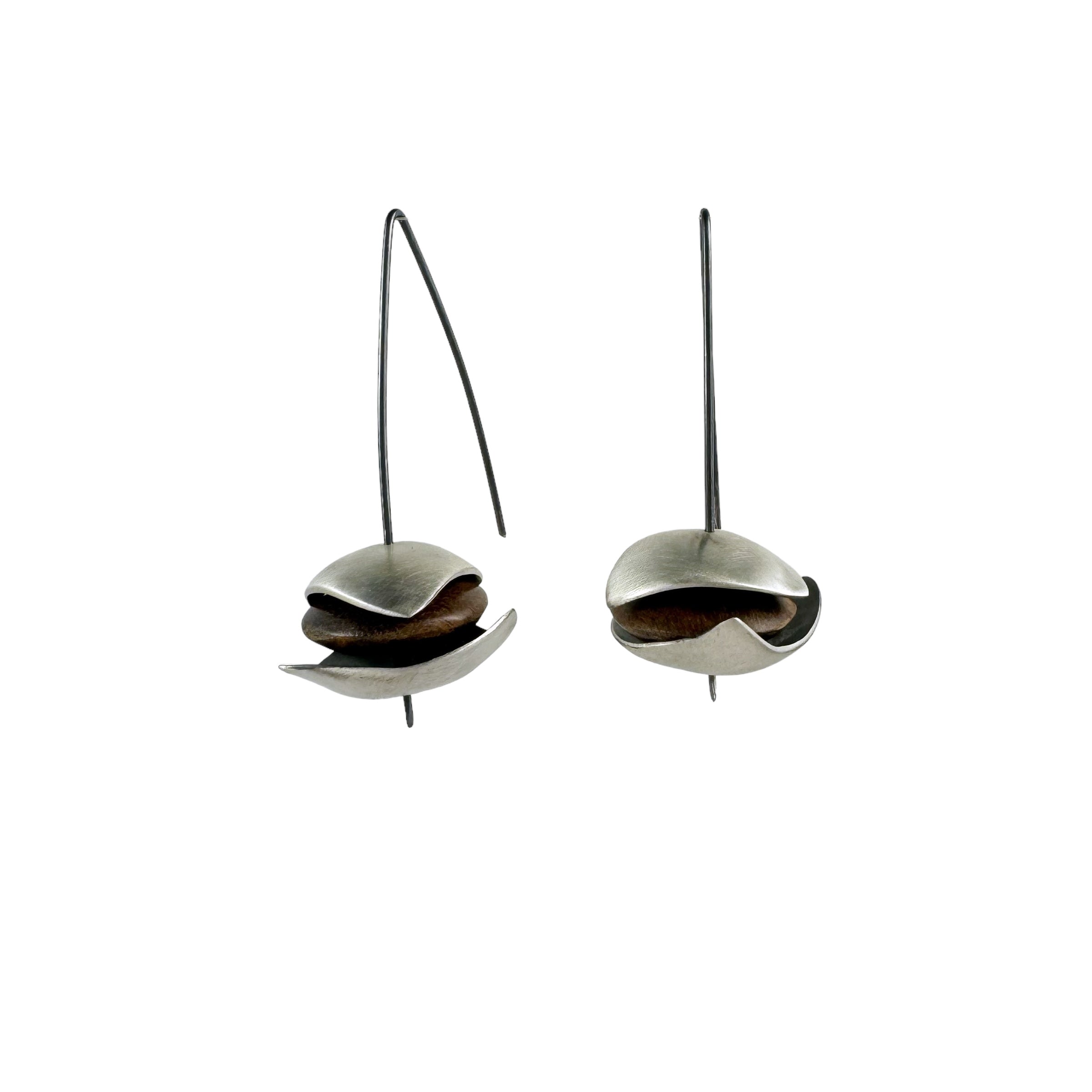 Pipis Earrings Oxidised - Sarah Bourke