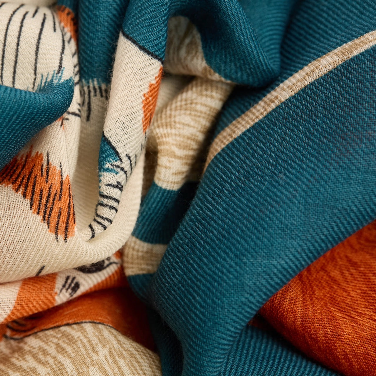 Toutou Wool Scarf in Duck Blue - Inoui Editions