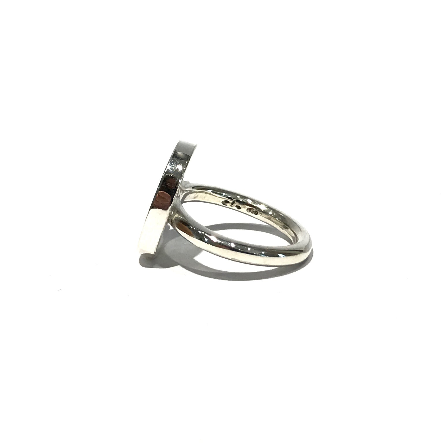 Oval Translucent Ring - Christine Battocchio
