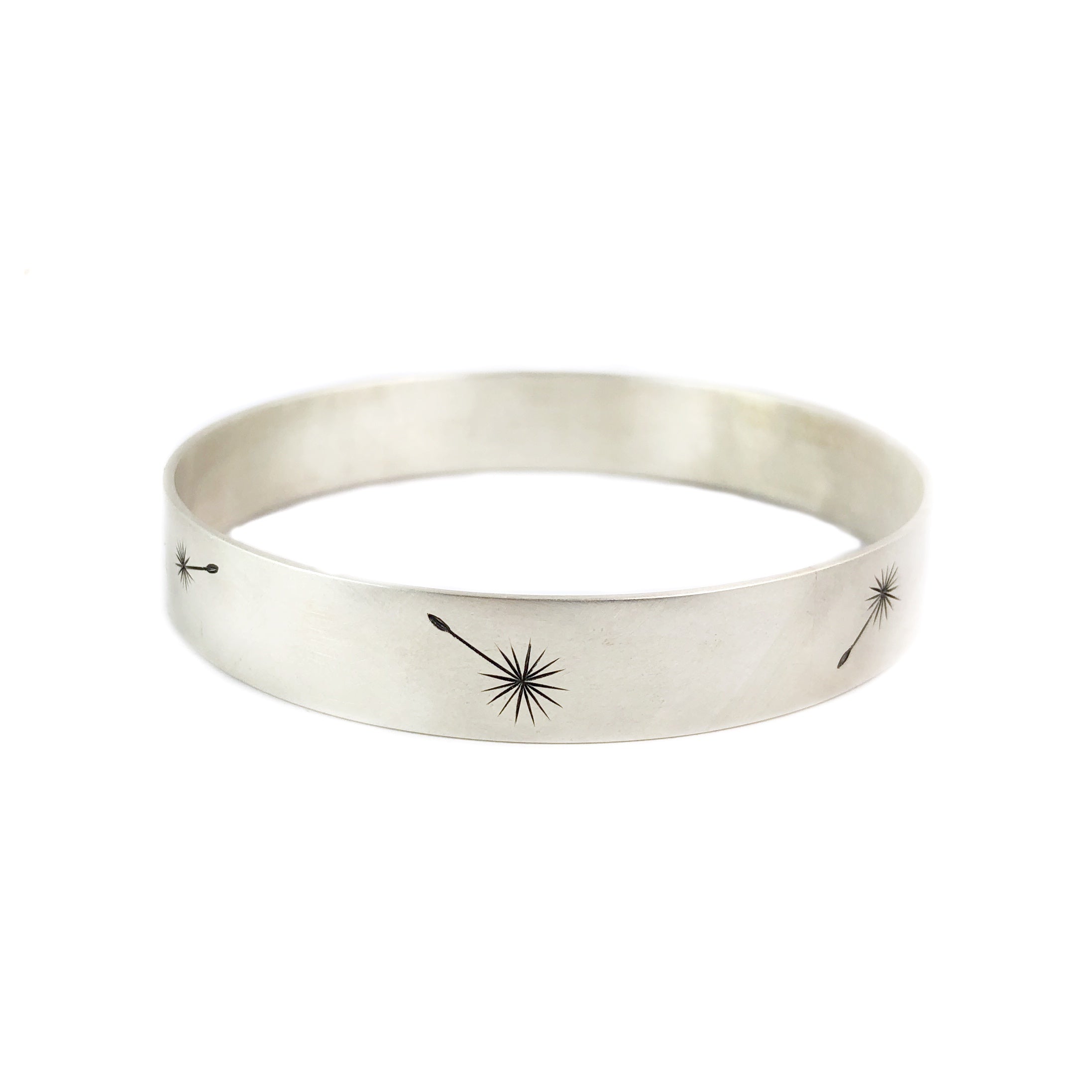 Dandelion Bangle 10mm - Ash Hilton