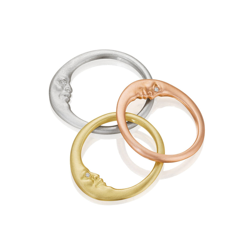 Crescent Moonface Ring in Yellow Gold - Anthony Lent