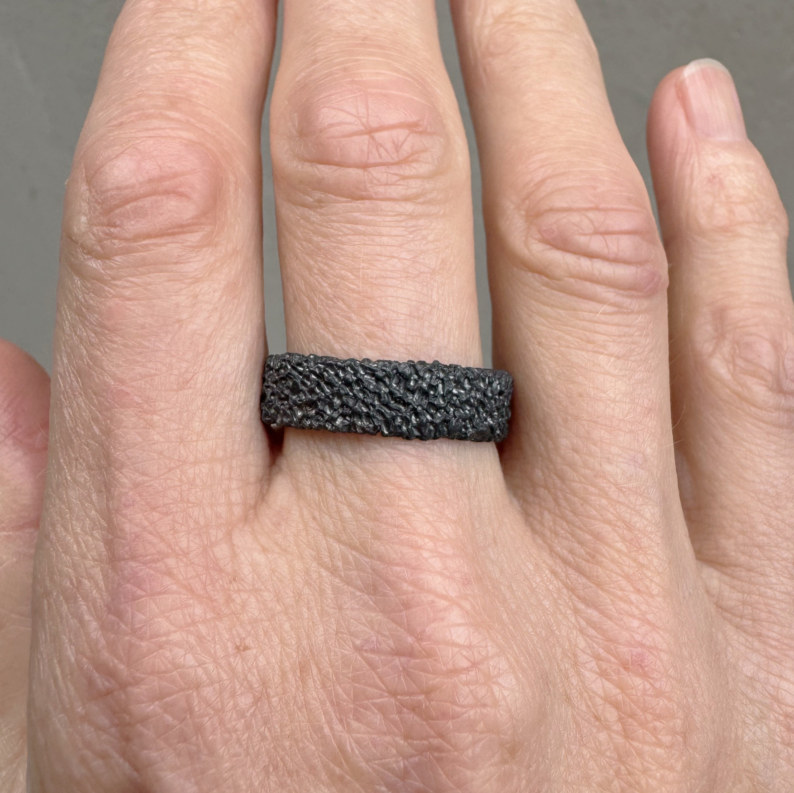 Eroded 6mm Oxidised Ring - Welfe Bowyer