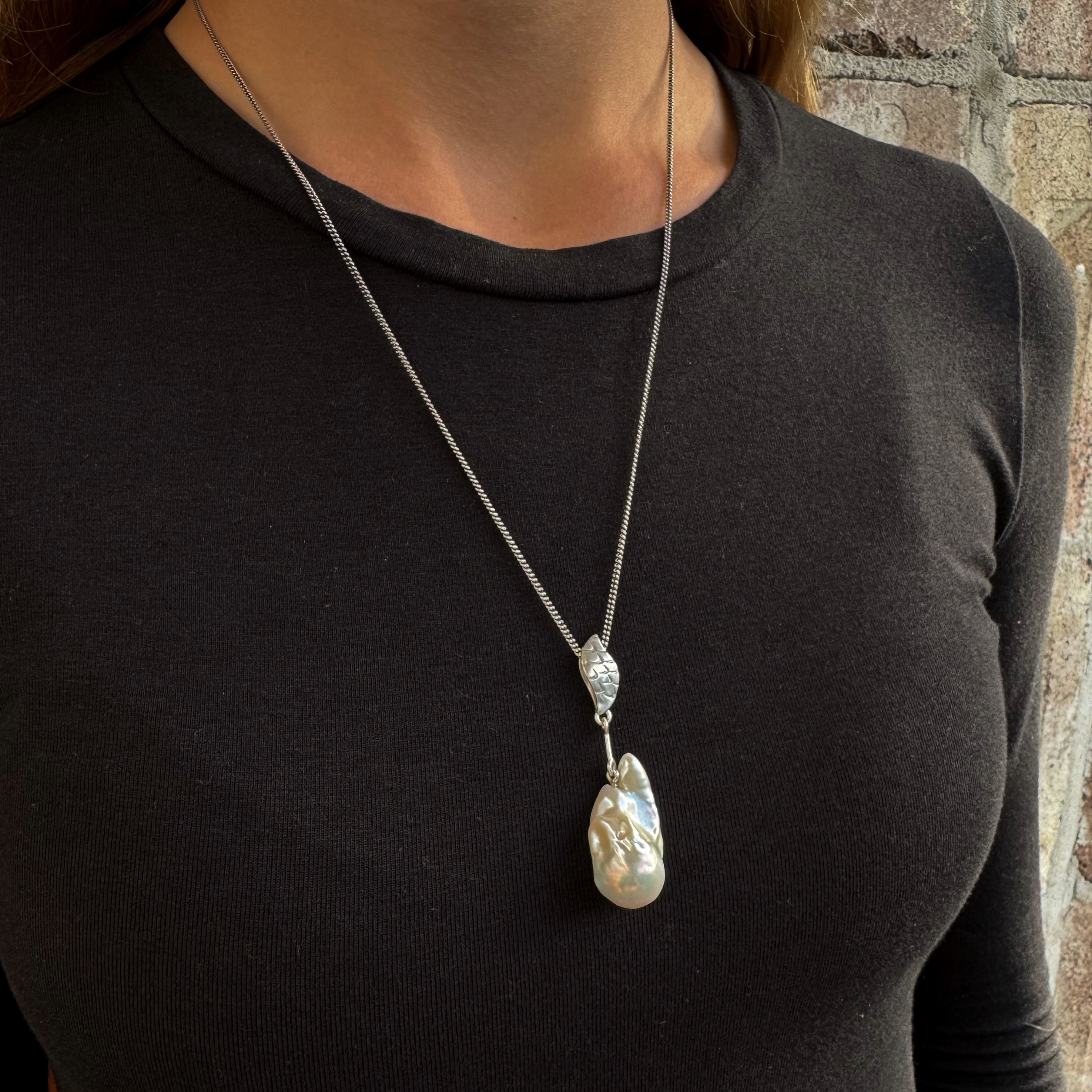 Baroque Pearl Pendant - Catherine White