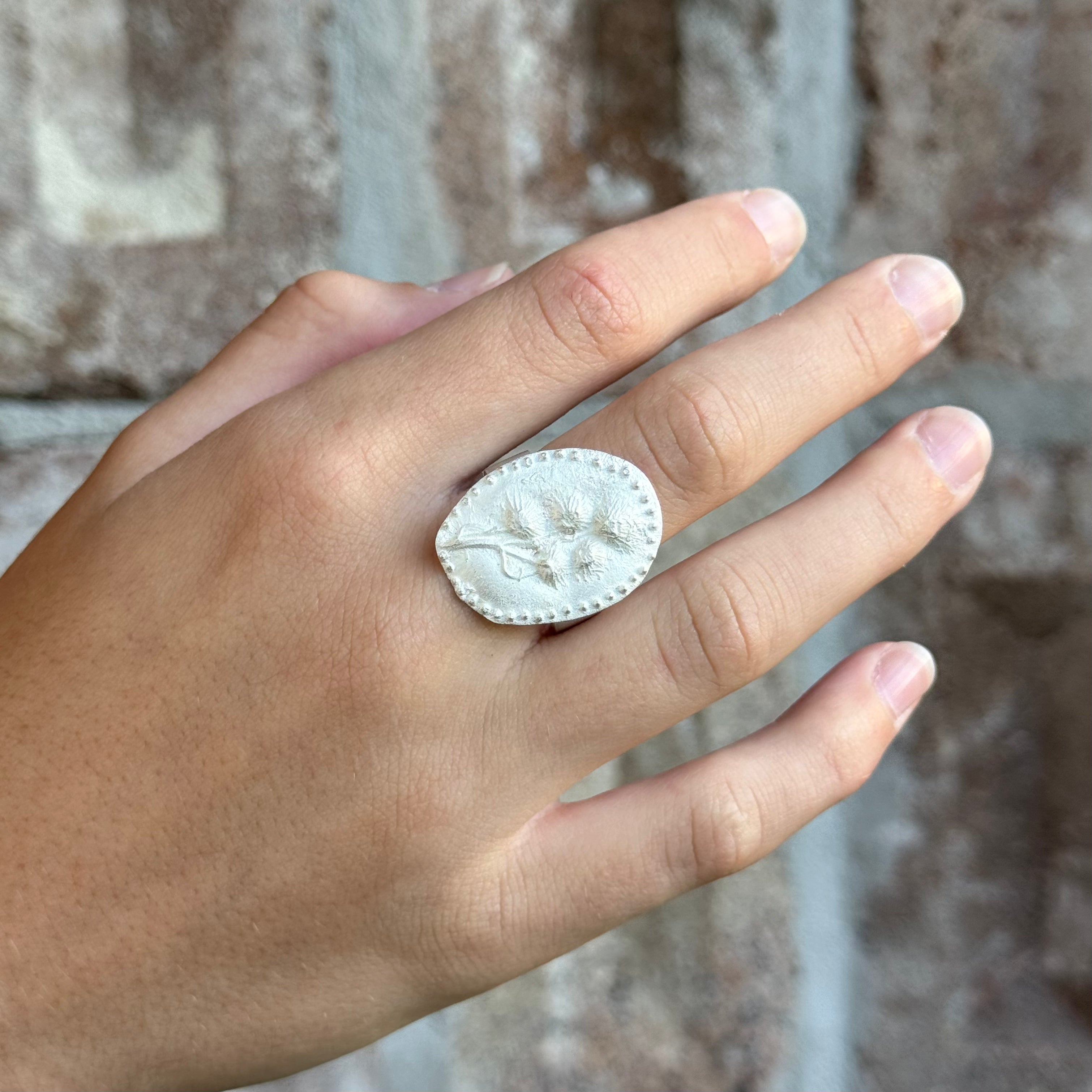 Embed Face Ring - Anja Jagsch