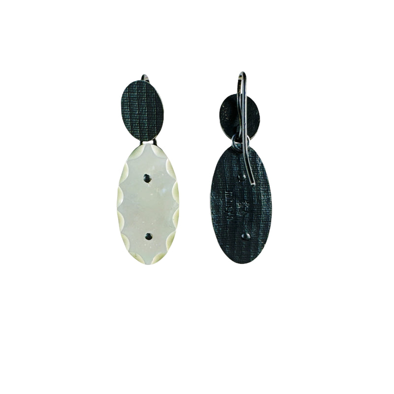 Oval Biseaute Mother of Pearl Small Earrings - Cynthia Nge