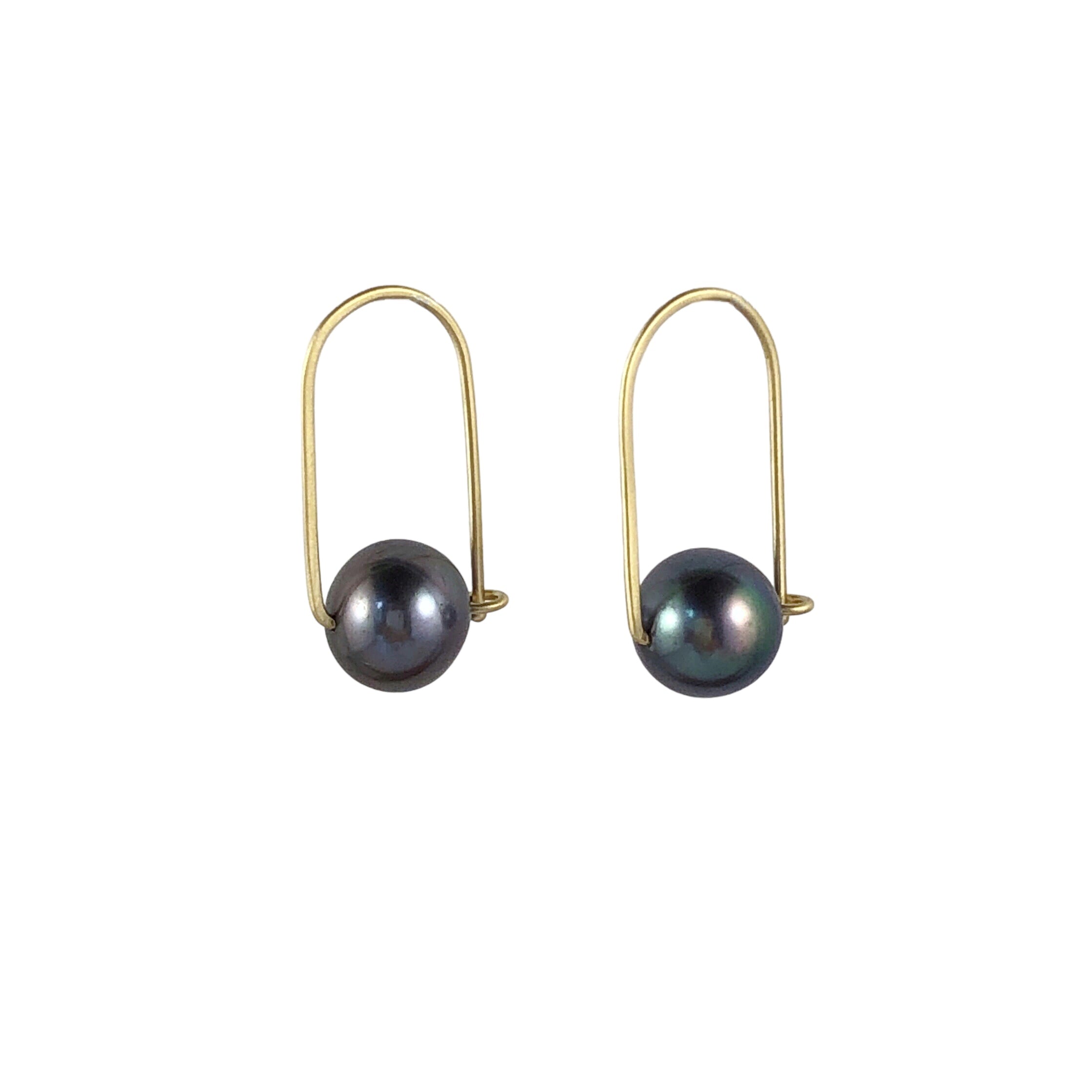 Wide Pearl Arch Earring in 14ct gold - Carla Caruso