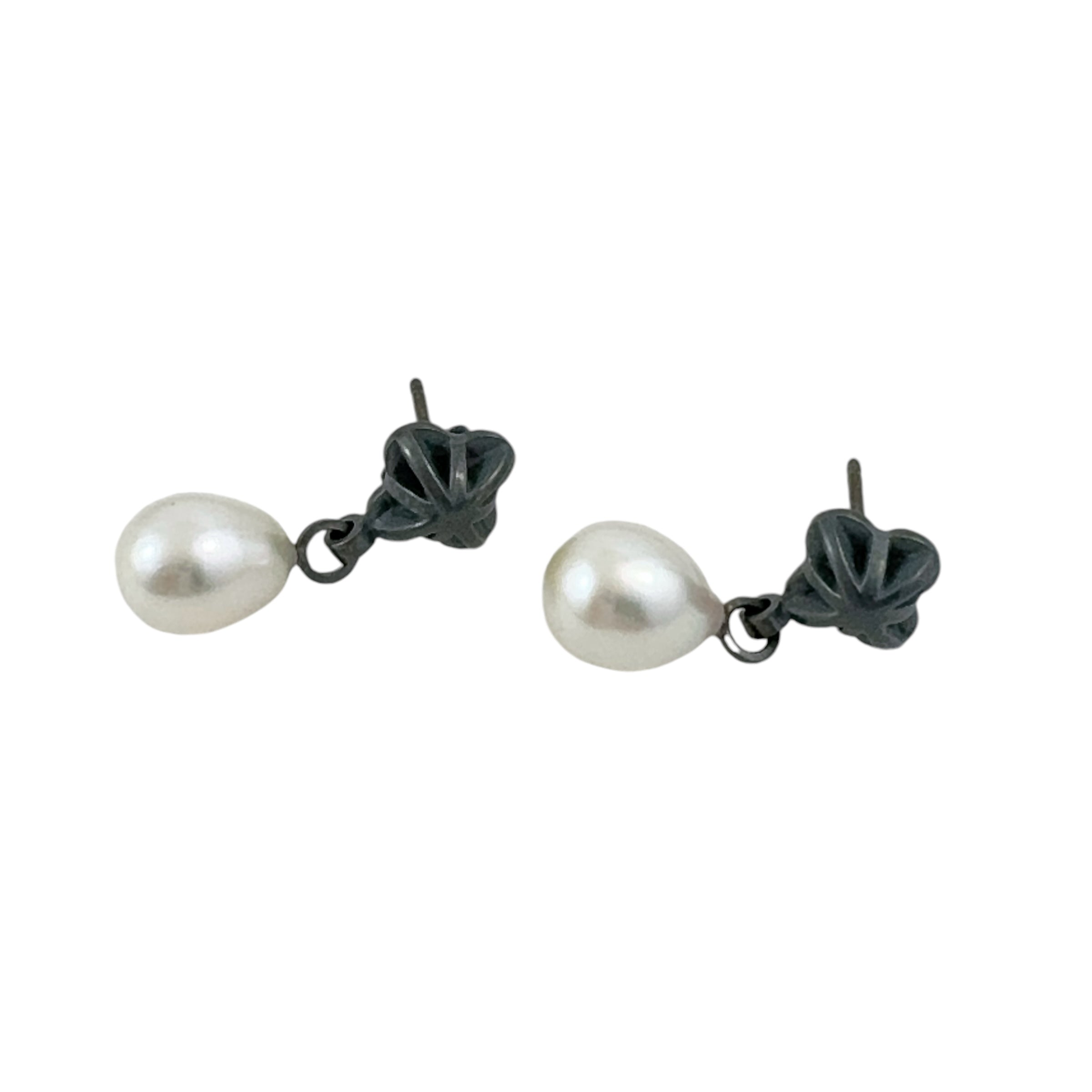 Quatrefoil Pearl Drop Earrings -  Erica Bello