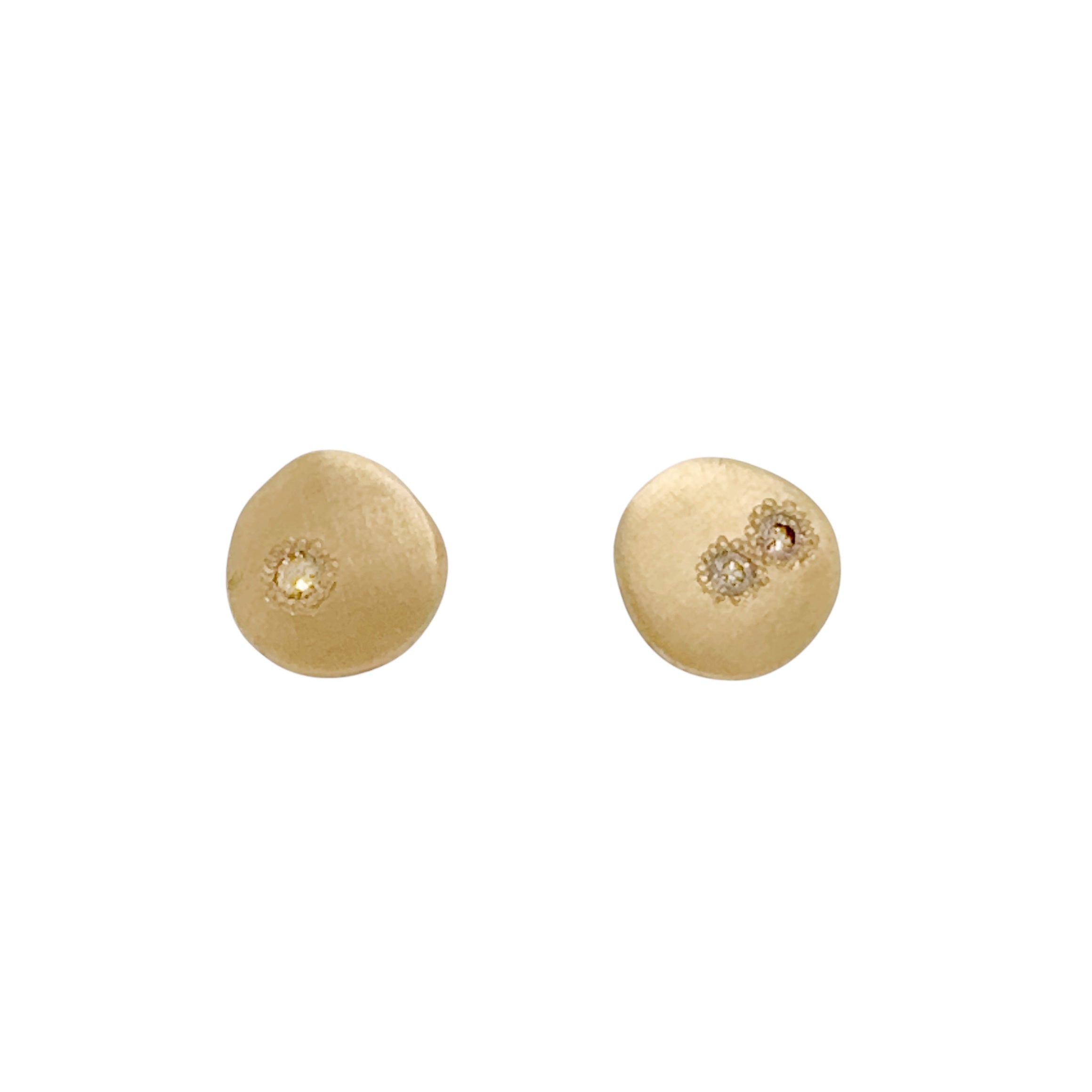 Neru Mini Disc Gold Studs - Kaoru Rogers