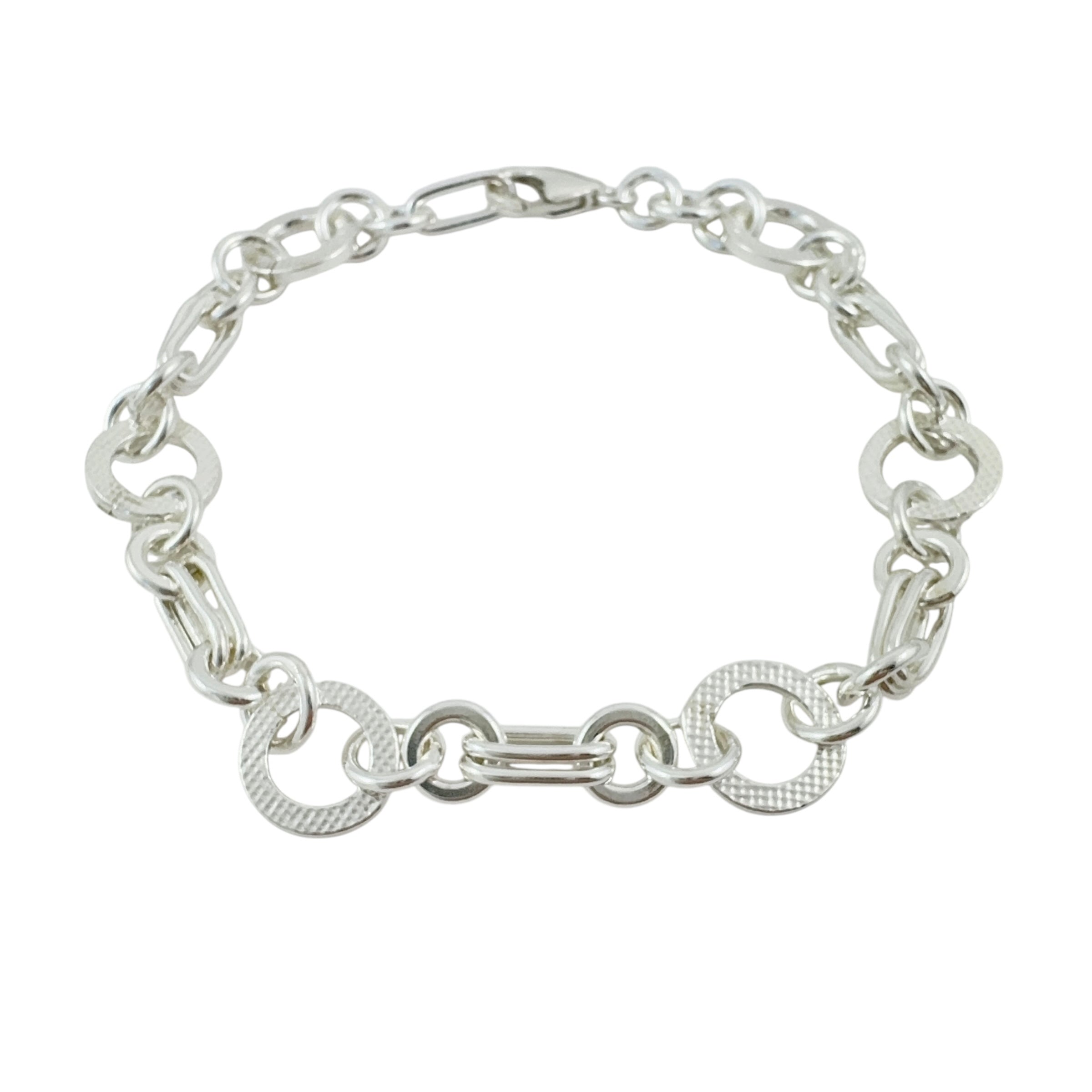 Savoir Bracelet - Tamara Dixon