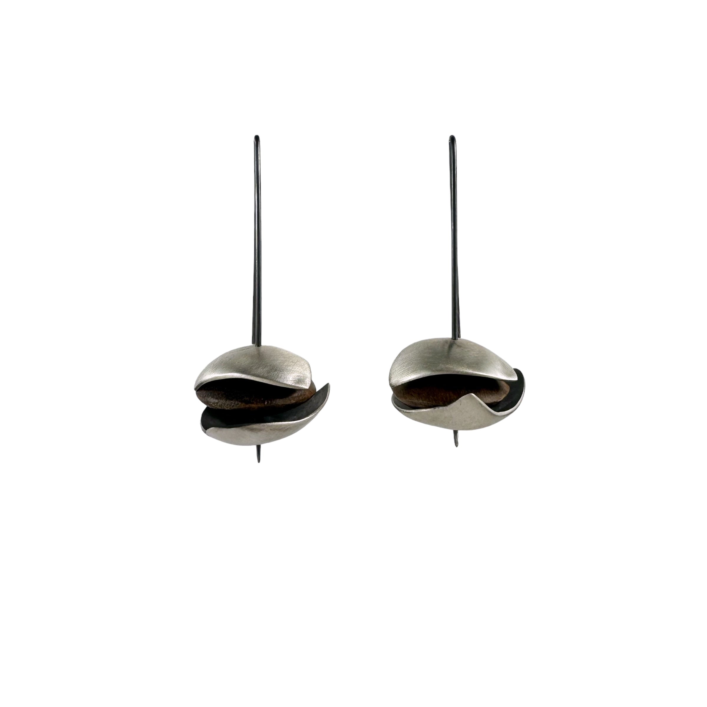 Pipis Earrings Oxidised - Sarah Bourke