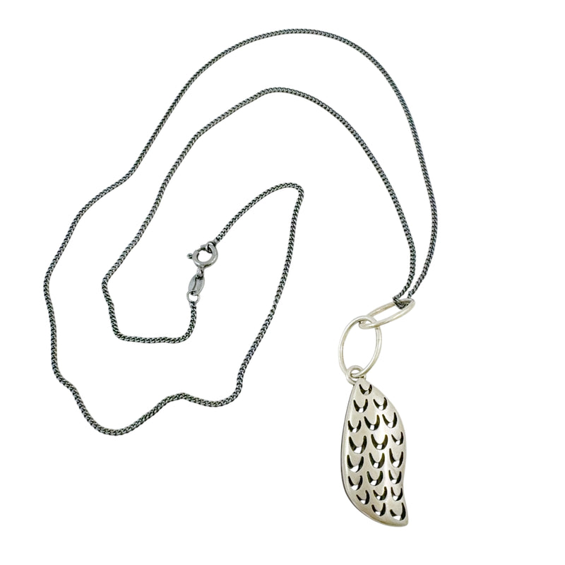 Medium Pod Pendant - Catherine White