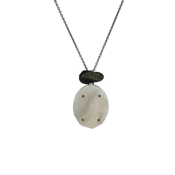 Biseaute Mother of Pearl Necklace - Cynthia Nge