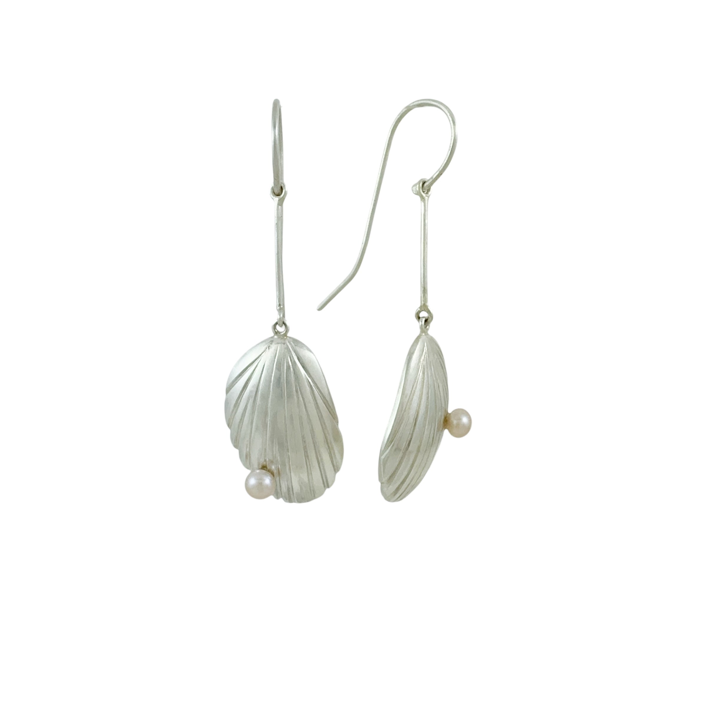 Cockle Shell Earrings - Catherine White