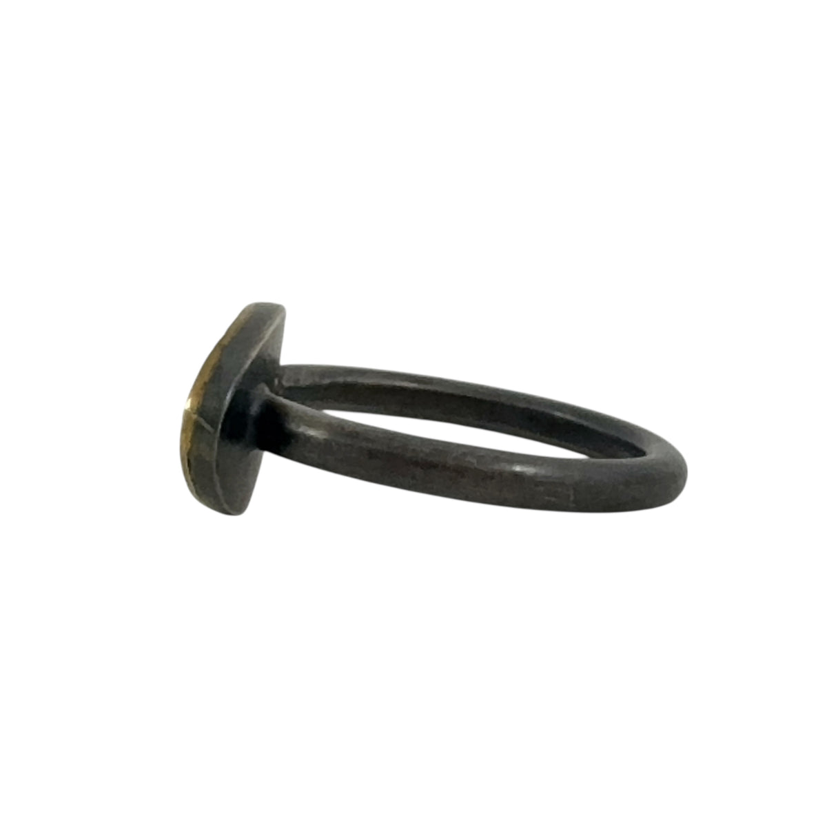 Dotty Leaf Ring - Robin Wells