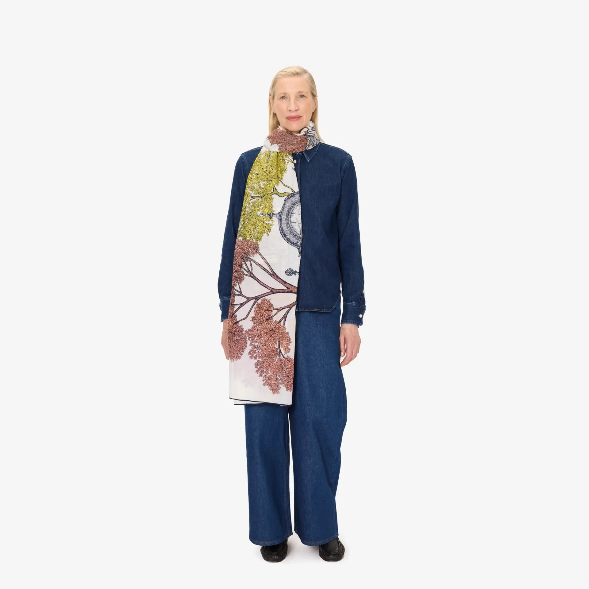 Mirage Scarf in Multicolour - Inoui Editions