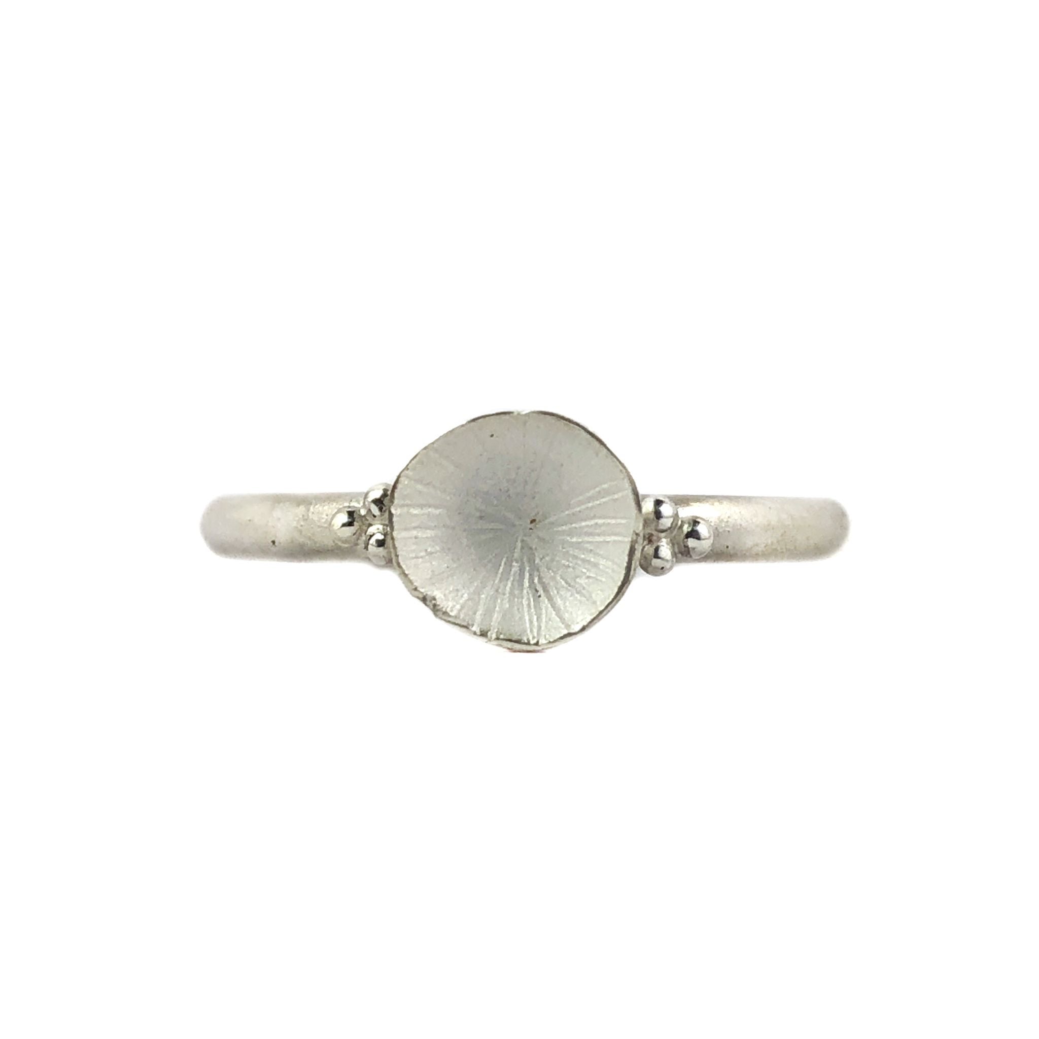Stand Alone Ring - Danielle Lo