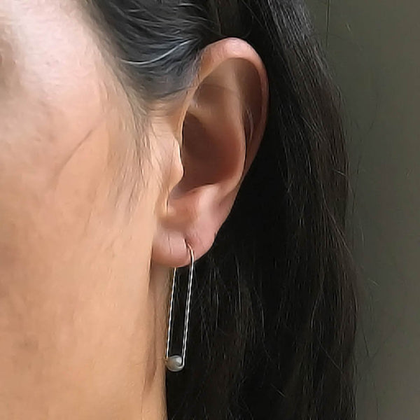 Medium Pearl Arch Earring in 14ct gold - Carla Caruso
