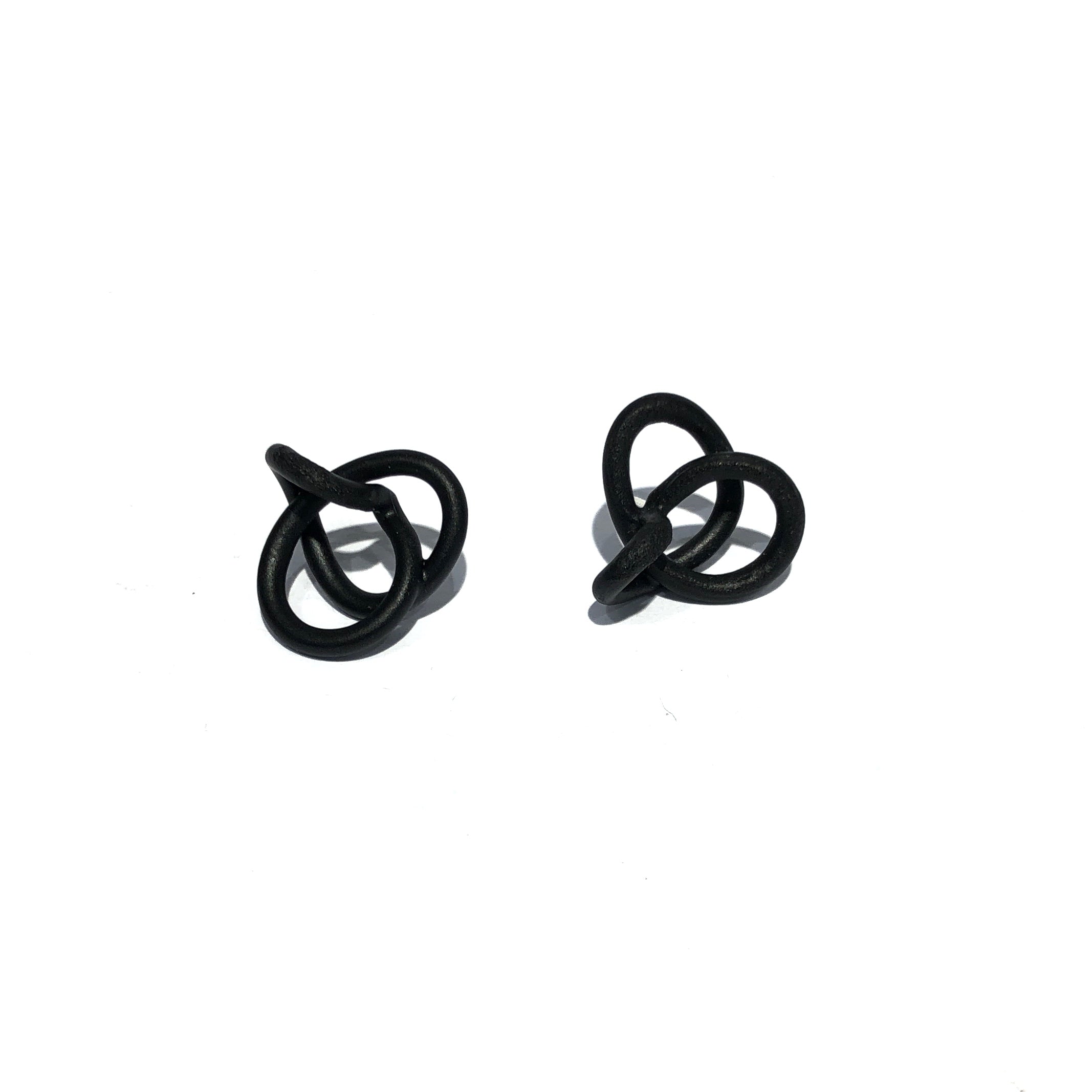 Knotted Studs Small - Kate Sale