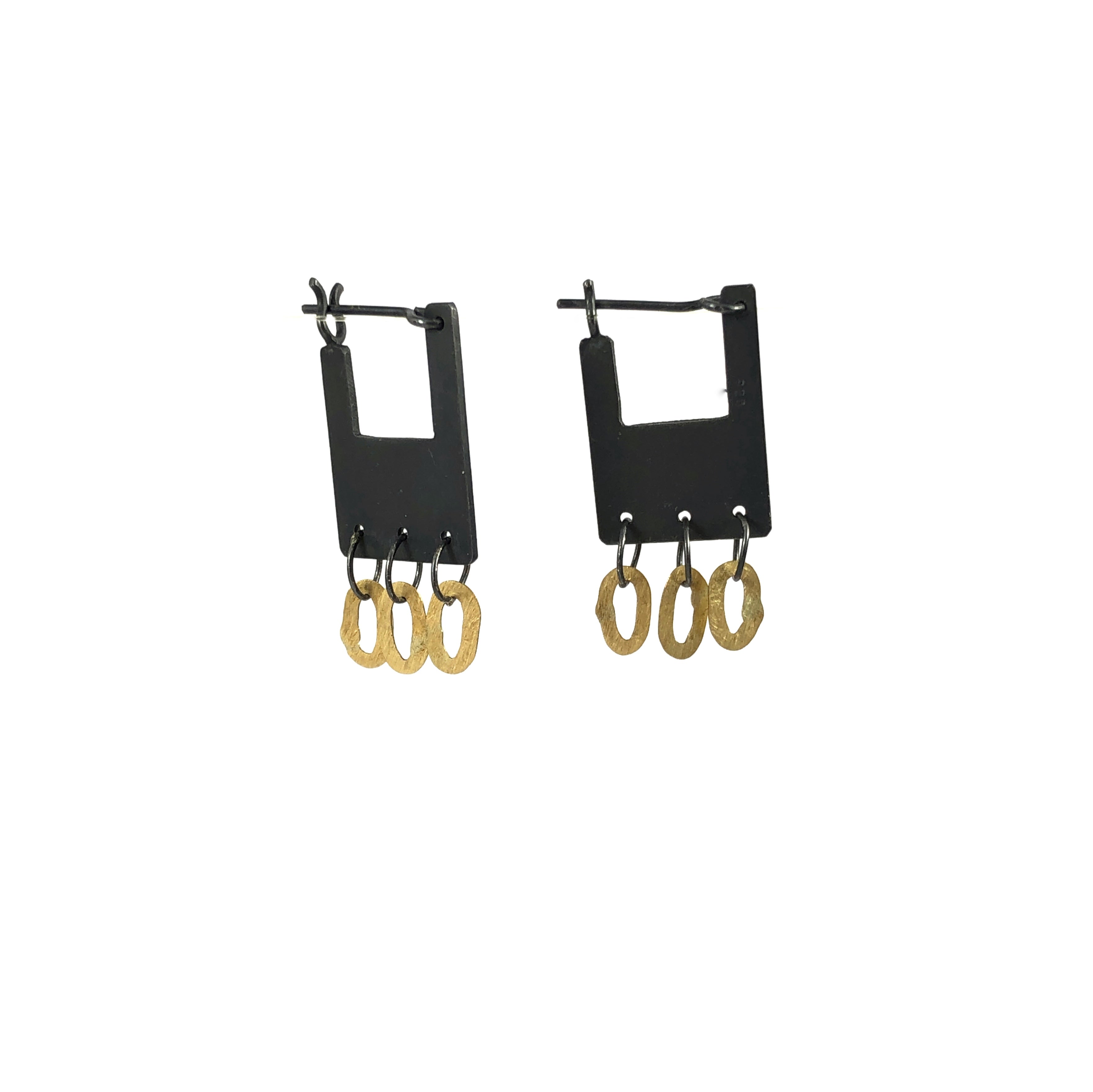 Square Pyramid Small Earrings - Kaoru Rogers